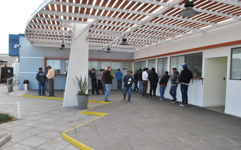ITI implementa plaza de negocios en el puerto
