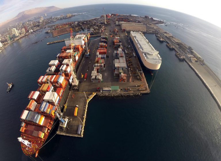 Iquique Terminal Internacional cierra negociación colectiva con trabajadores eventuales