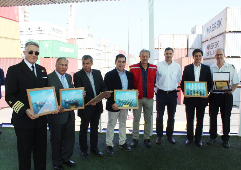 Recalada de Maersk Stepnica en ITI da inicio a ruta directa a puertos de Asia